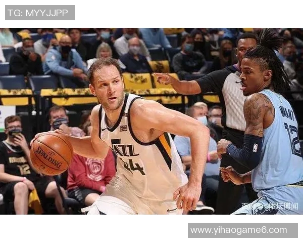 魔术队与灰熊队激战正酣谁能在这场对决中笑到最后